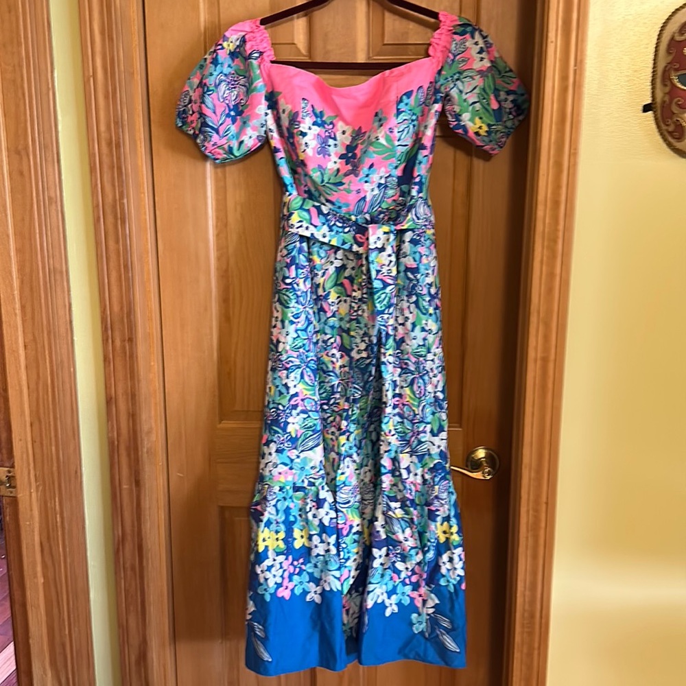 Beautiful Lilly dress💜
